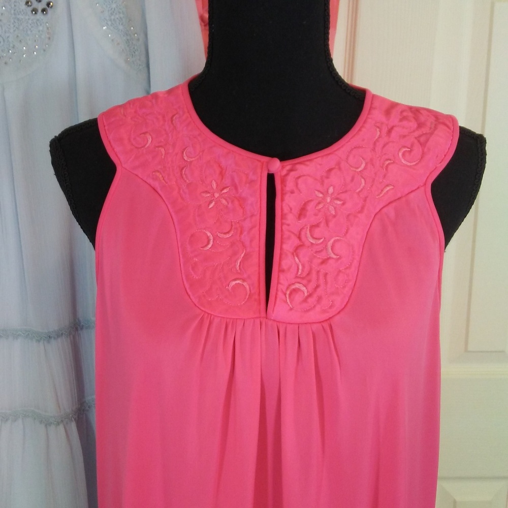 Vintage Lorraine Coral Color  Nightgown